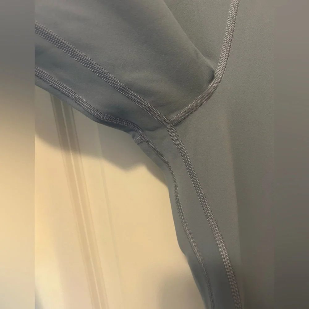 Lululemon align low rise flare leggings - Picture 6 of 14